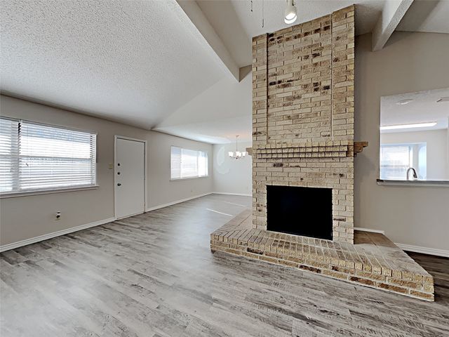 3404 Vine Ridge, Bedford, TX 76021