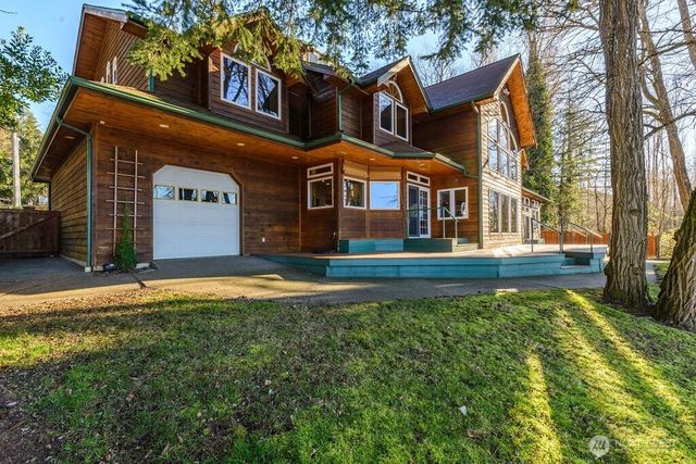 3250 E State Route 302, Belfair, WA 98528