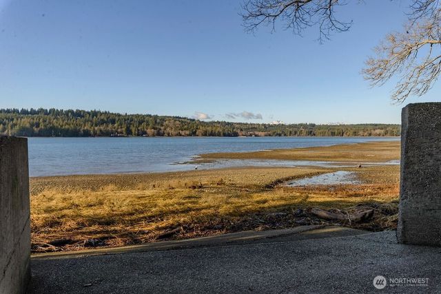 3250 E State Route 302, Belfair, WA 98528