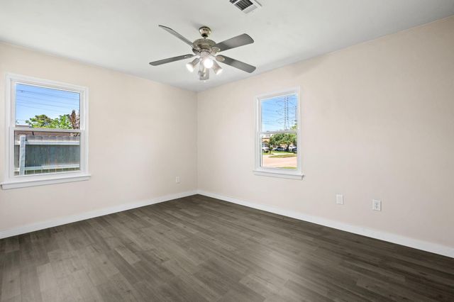 14902 Elmtex Drive, Humble, TX 77396