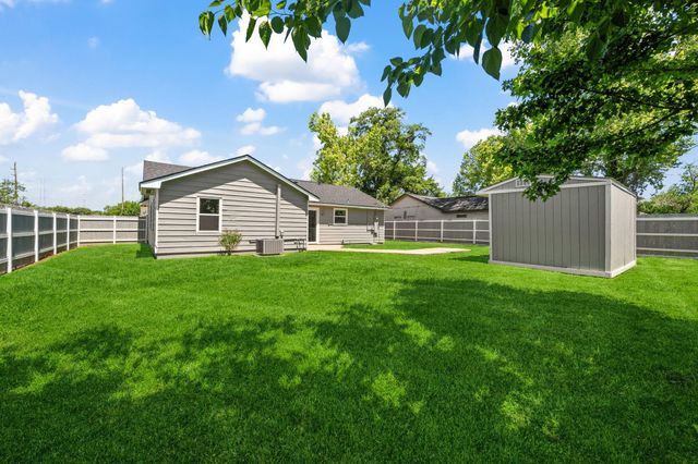 14902 Elmtex Drive, Humble, TX 77396