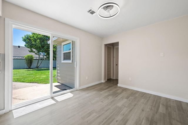 14902 Elmtex Drive, Humble, TX 77396