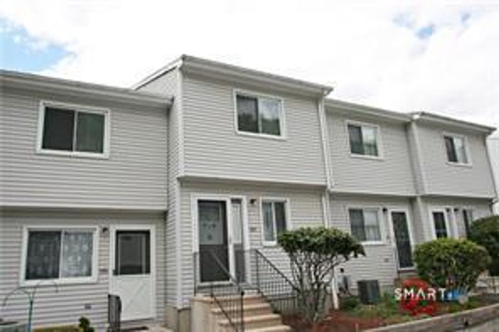 273 Derby Avenue 301, Derby, CT 06418