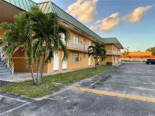 505 NW 177th St 243, Miami Gardens, FL 33169