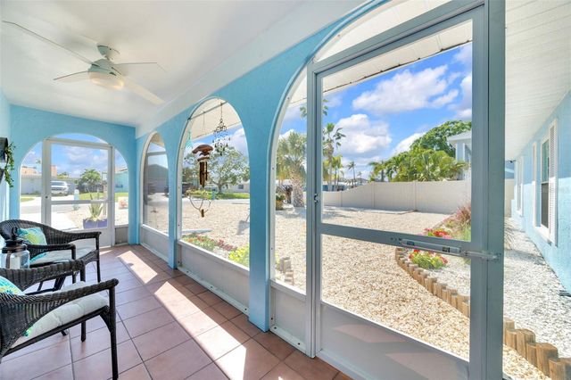 1015 SPINDLE PALM WAY, Apollo Beach, FL 33572