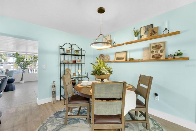 1015 SPINDLE PALM WAY, Apollo Beach, FL 33572