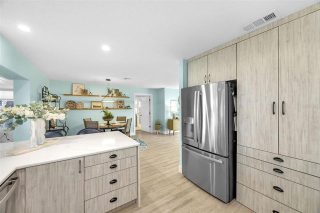 1015 SPINDLE PALM WAY, Apollo Beach, FL 33572