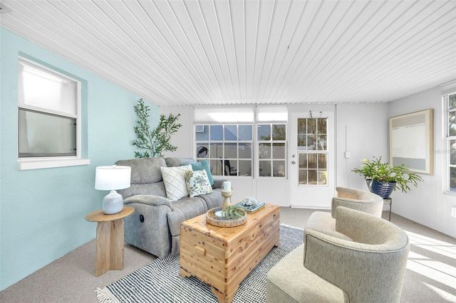 1015 SPINDLE PALM WAY, Apollo Beach, FL 33572