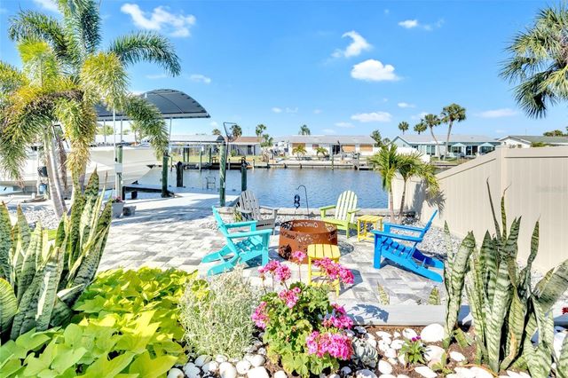 1015 SPINDLE PALM WAY, Apollo Beach, FL 33572