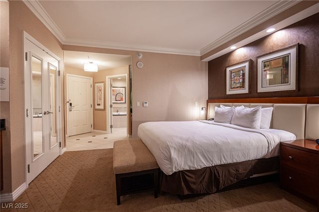 135 East HARMON Avenue 1017, Las Vegas, NV 89109