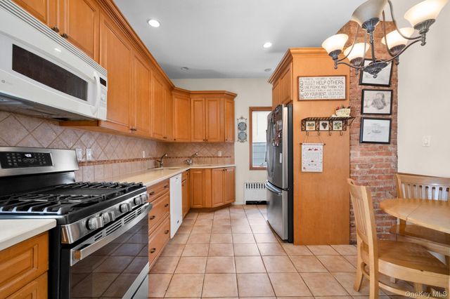 8514 123rd Street, Kew Gardens, NY 11415