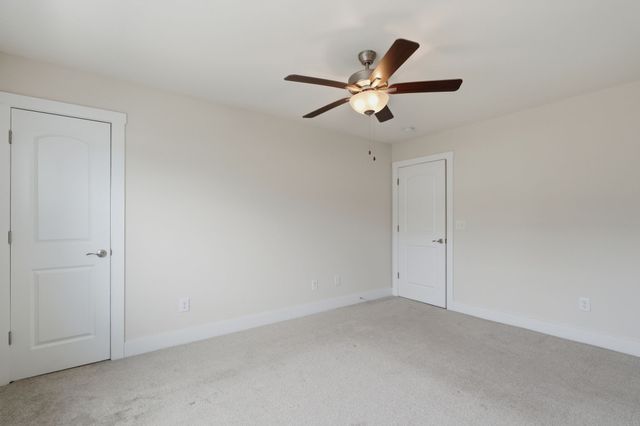136 Dry Creek Commons Dr, Goodlettsville, TN 37072