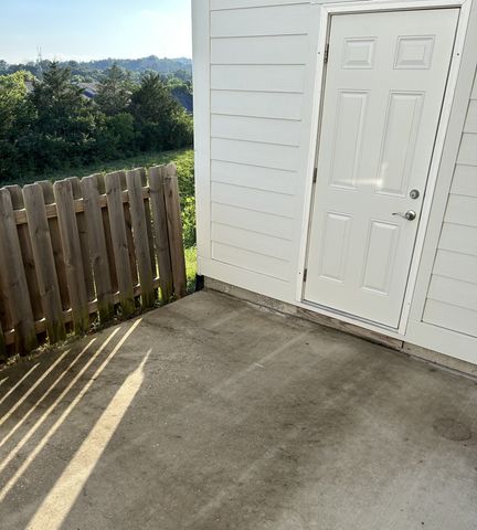 136 Dry Creek Commons Dr, Goodlettsville, TN 37072