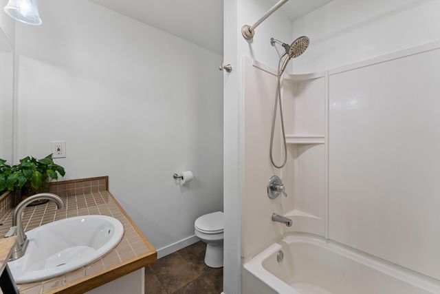 922 SW Spruce Street, Grants Pass, OR 97526