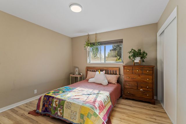 922 SW Spruce Street, Grants Pass, OR 97526