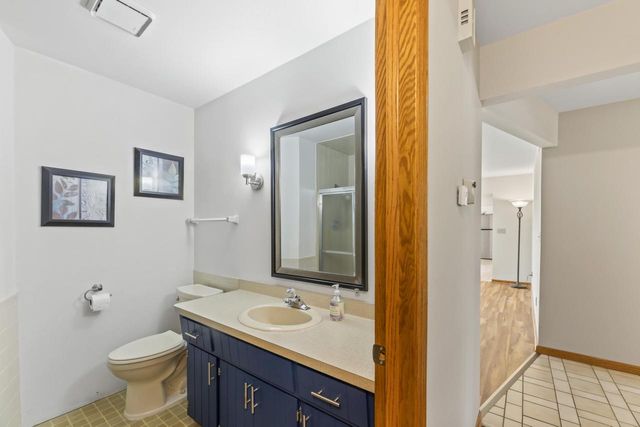 9906 Concord DRIVE, Mequon, WI 53097