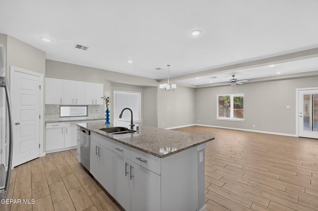 14488 JOHNNY MATA Drive, El Paso, TX 79938