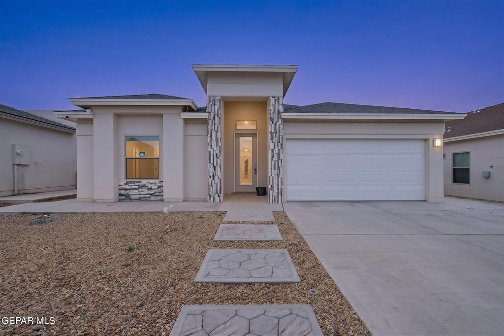 14488 JOHNNY MATA Drive, El Paso, TX 79938