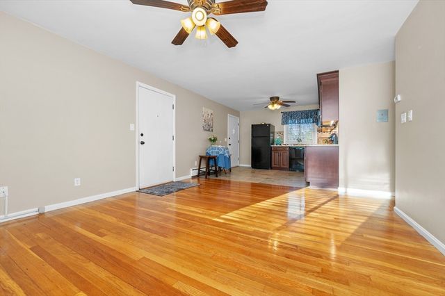 33 Jacqueline Rd D, Waltham, MA 02452