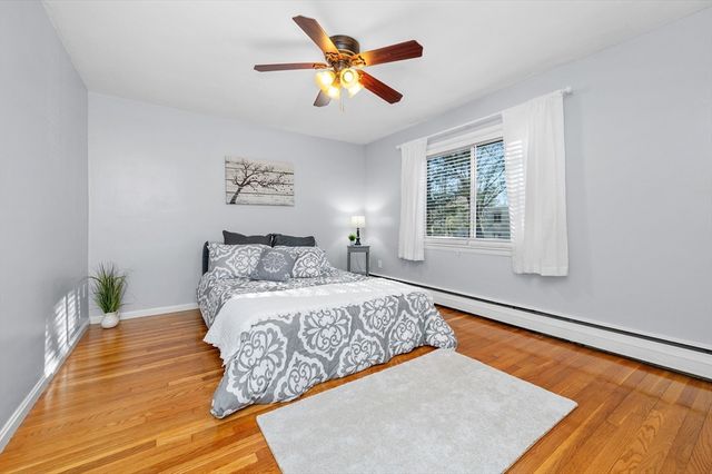 33 Jacqueline Rd D, Waltham, MA 02452