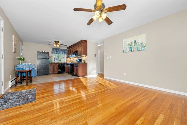 33 Jacqueline Rd D, Waltham, MA 02452