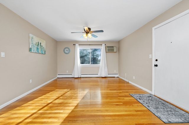 33 Jacqueline Rd D, Waltham, MA 02452