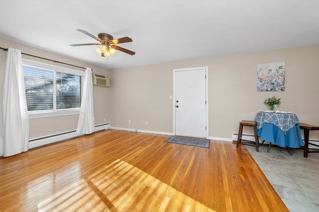 33 Jacqueline Rd D, Waltham, MA 02452