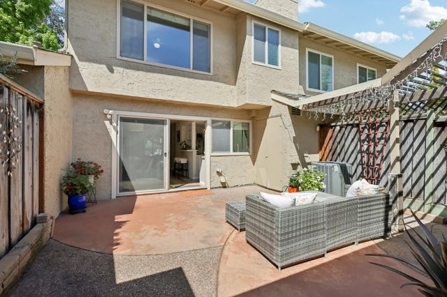 1522 De Rose, San Jose, CA 95126