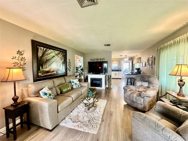 790 AVENUE Q SE, Winter Haven, FL 33880