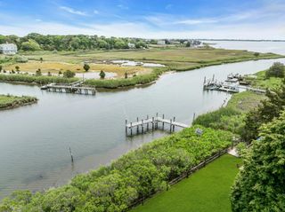 11 Cedar Lane, Westhampton, NY 11977
