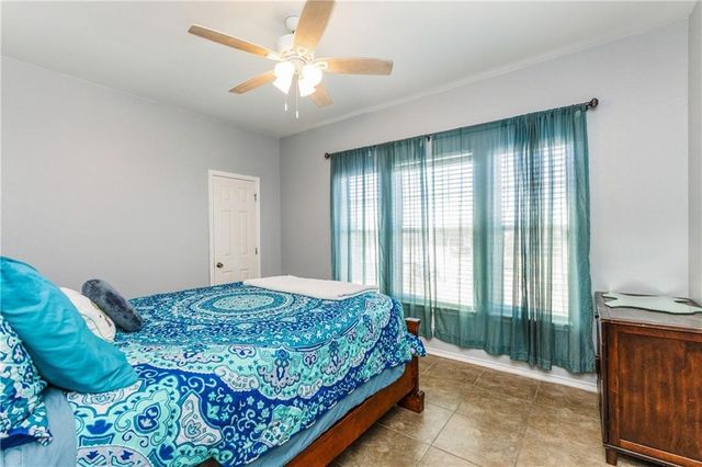 2626 Wool Dr, Corpus Christi, TX 78414