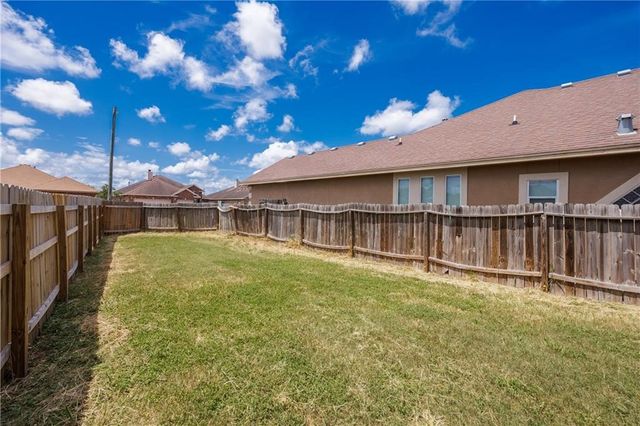 2626 Wool Dr, Corpus Christi, TX 78414