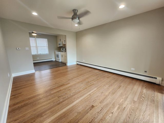 6024 W Irving Park Road C4, Chicago, IL 60634