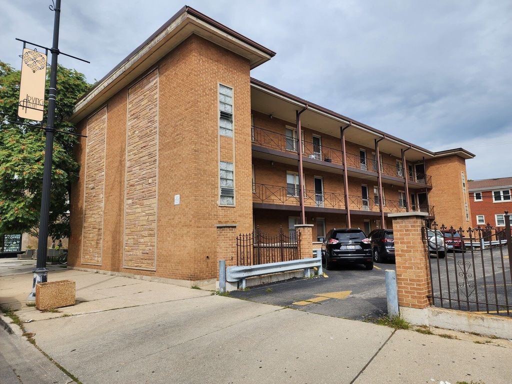 6024 W Irving Park Road C4, Chicago, IL 60634