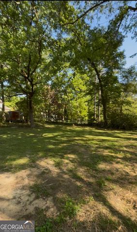 681 N Forest Lake Drive, Macon, GA 31210