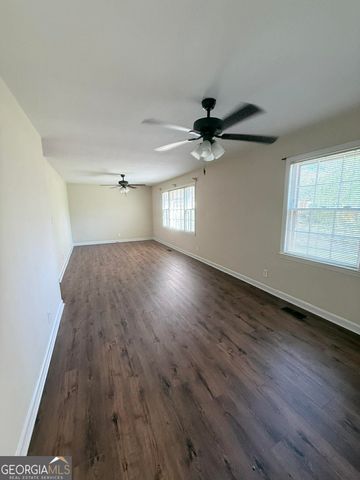 681 N Forest Lake Drive, Macon, GA 31210