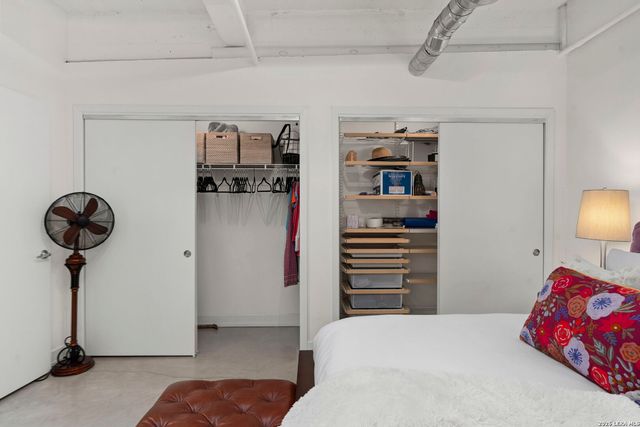 1401 S Flores St Apt 215, San Antonio, TX 78204