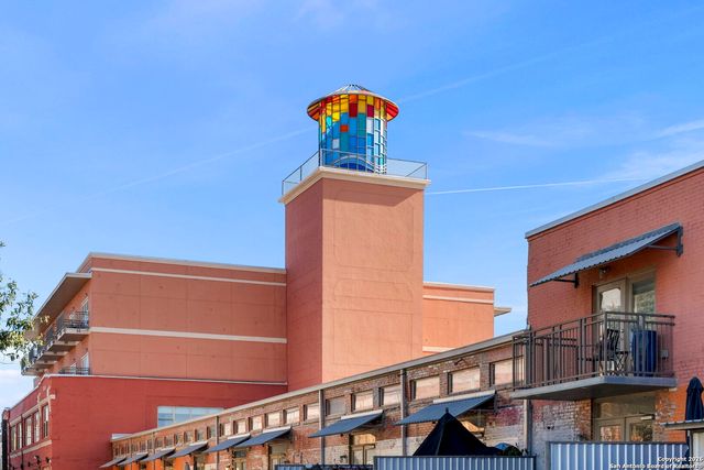 1401 S Flores St Apt 215, San Antonio, TX 78204