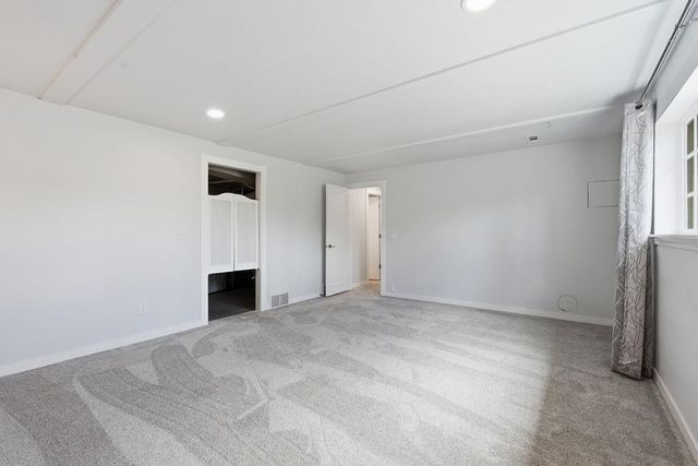 1405 E 35th Ave, Spokane, WA 99203