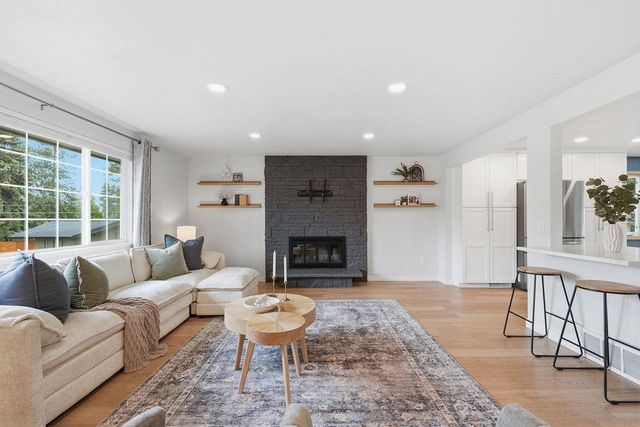 1405 E 35th Ave, Spokane, WA 99203