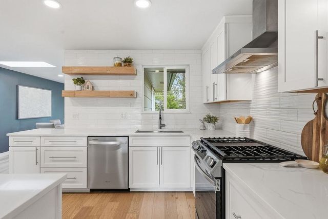 1405 E 35th Ave, Spokane, WA 99203