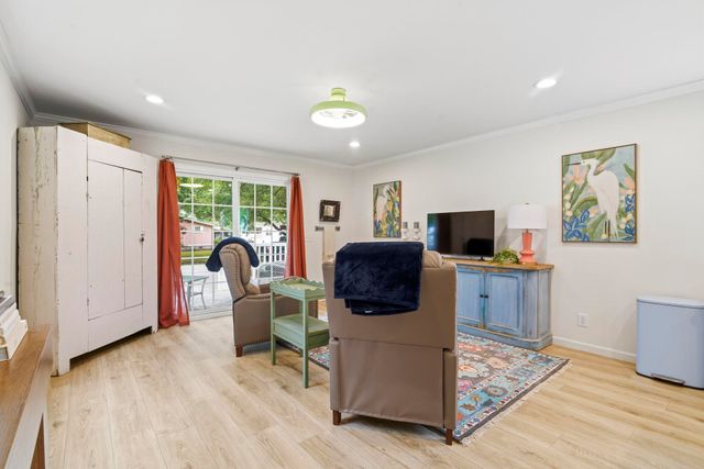23 Crooked Island Circle, Murrells Inlet, SC 29576