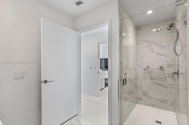 851 NE 1st Avenue 3707, Miami, FL 33132