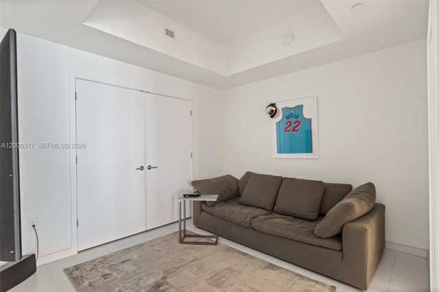 851 NE 1st Avenue 3707, Miami, FL 33132