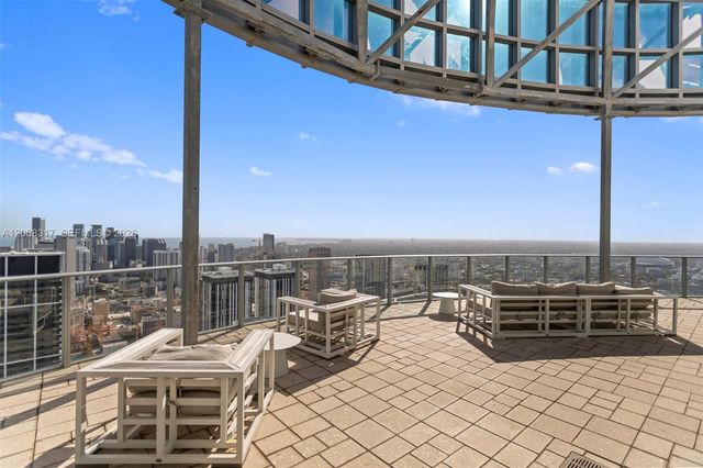851 NE 1st Avenue 3707, Miami, FL 33132
