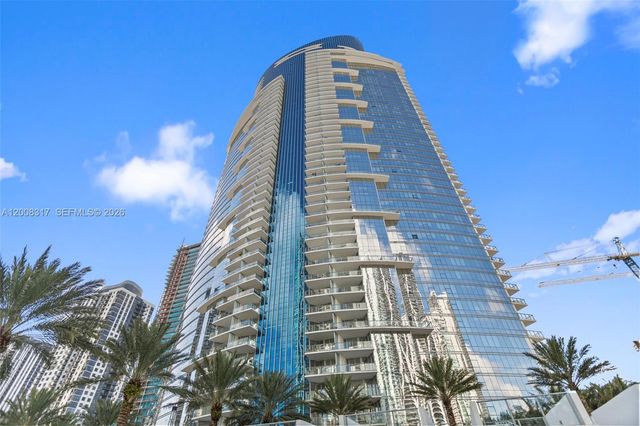 851 NE 1st Avenue 3707, Miami, FL 33132