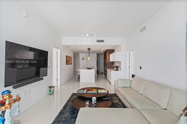 851 NE 1st Avenue 3707, Miami, FL 33132