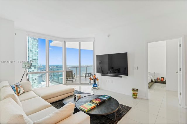 851 NE 1st Avenue 3707, Miami, FL 33132