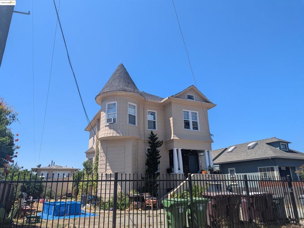 2883 Brookdale Avenue, Oakland, CA 94602