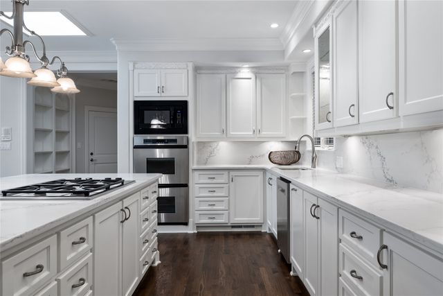 8722 Arbor Park Court, Dallas, TX 75243